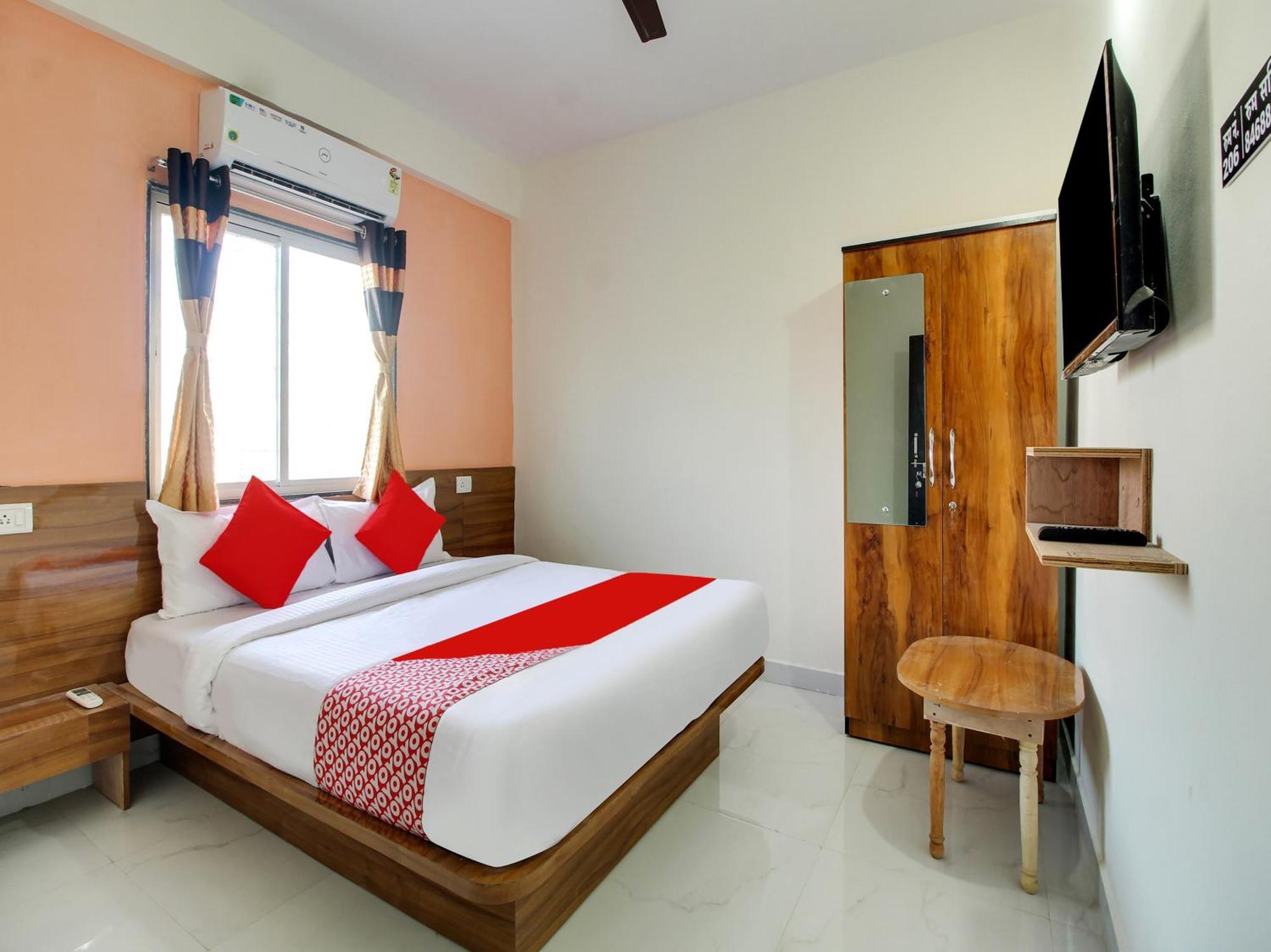 Hotel O Silver 9 Hindzsevádi Kültér fotó