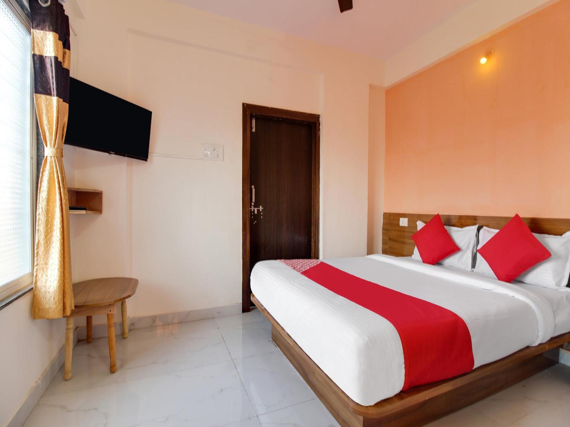 Hotel O Silver 9 Hindzsevádi Kültér fotó