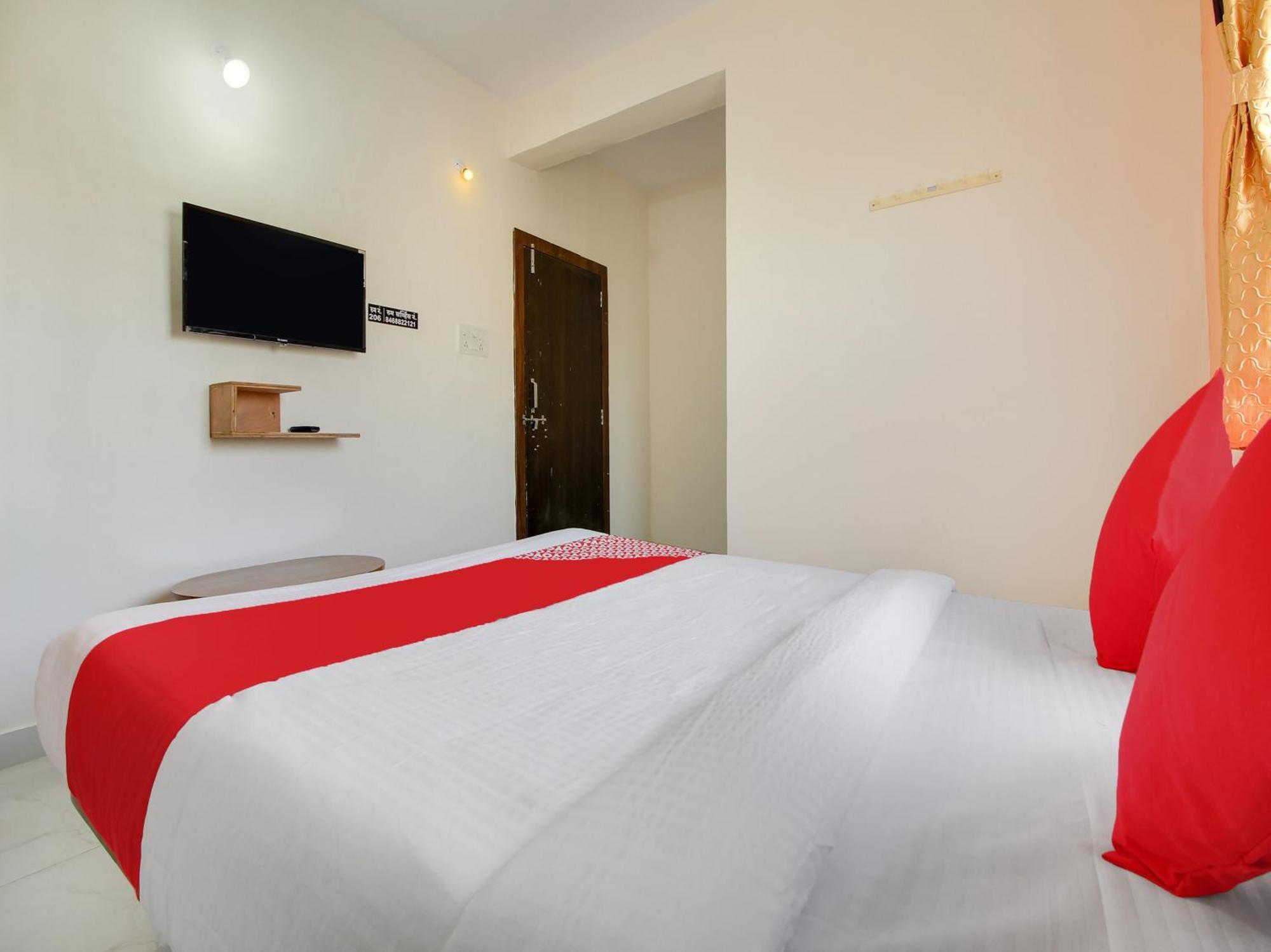 Hotel O Silver 9 Hindzsevádi Kültér fotó